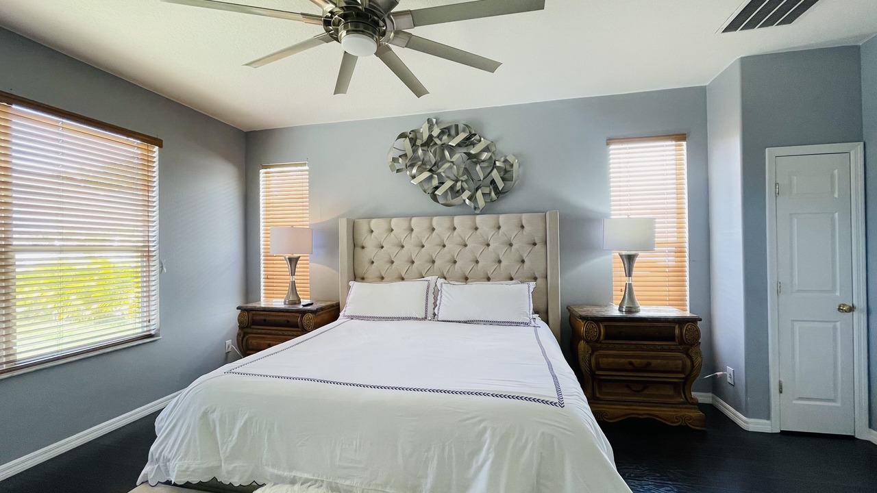Photo of Bedroom in Trailer Estates