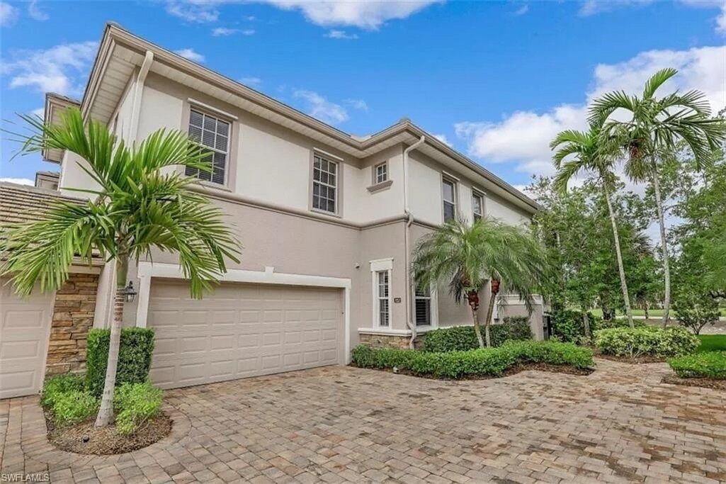 Photo of Outdoor in Naples
