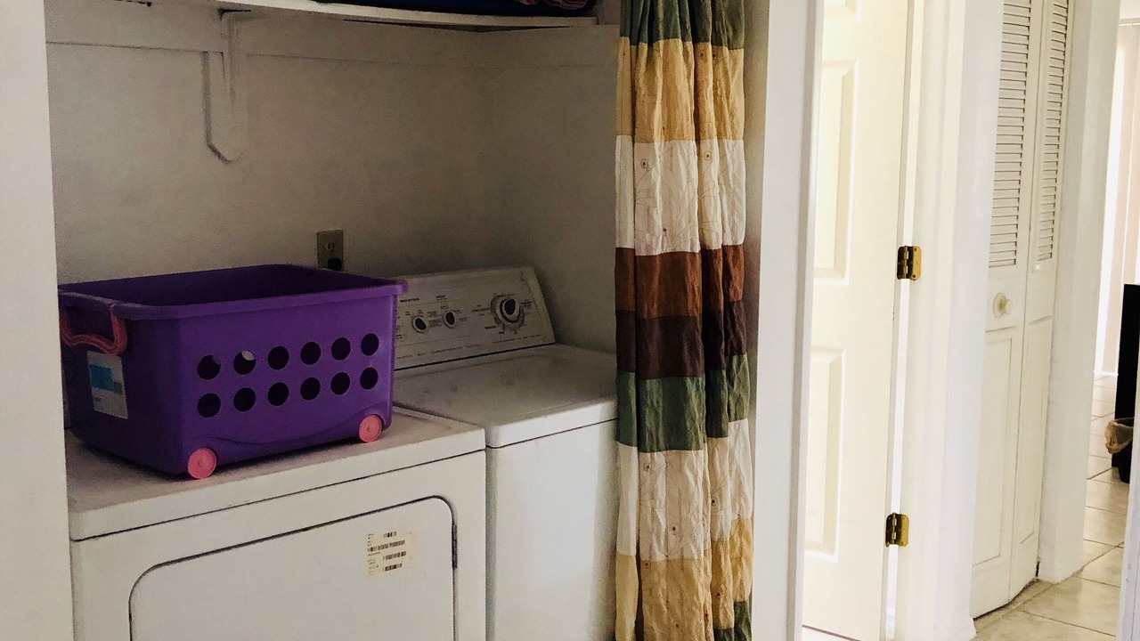 Photo of Bedroom in San Carlos Park