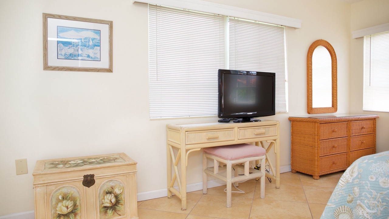 Photo of Bedroom in Hillsboro Beach
