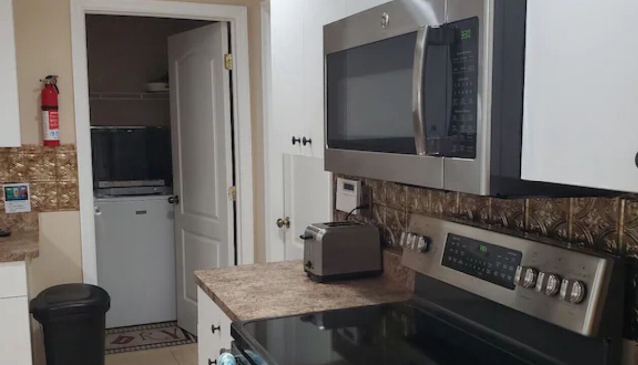Photo of Kitchen in Eisenhower