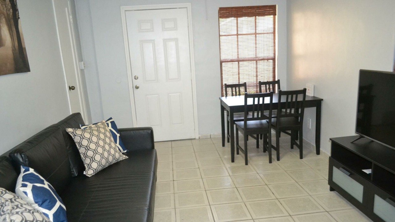 Photo of Livingroom in Coral Way