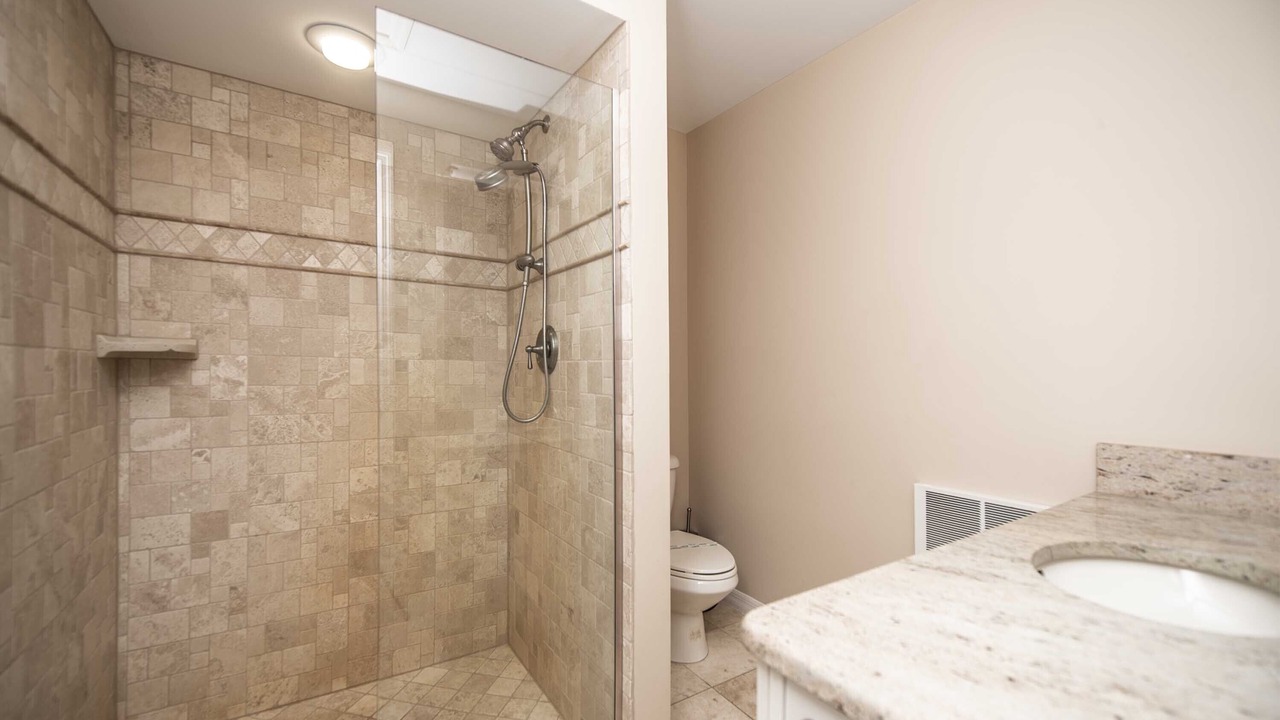 Photo of Bathroom in Groveland