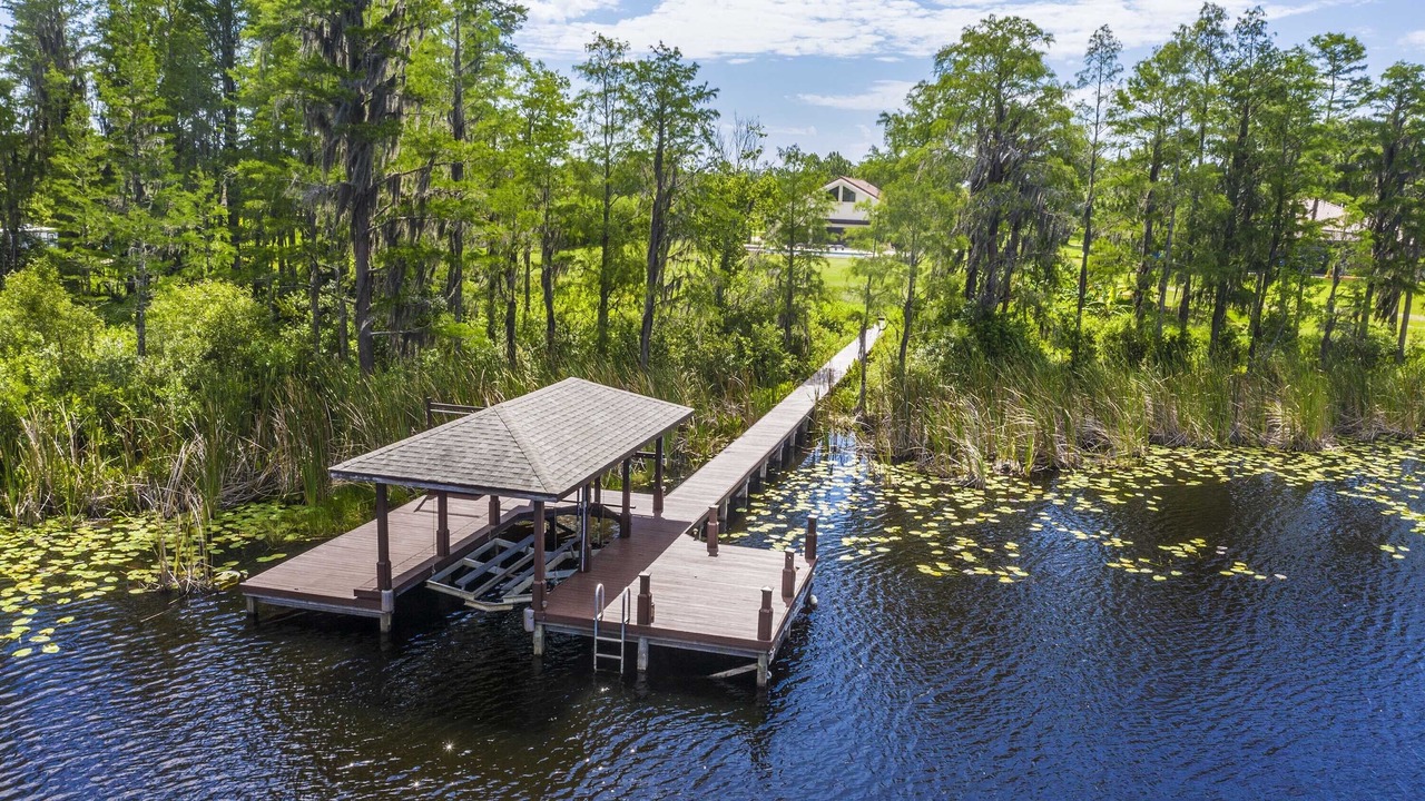 Photo of Outdoor in Groveland
