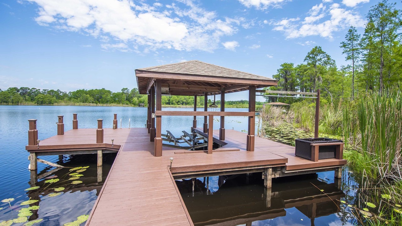 Photo of Outdoor in Groveland