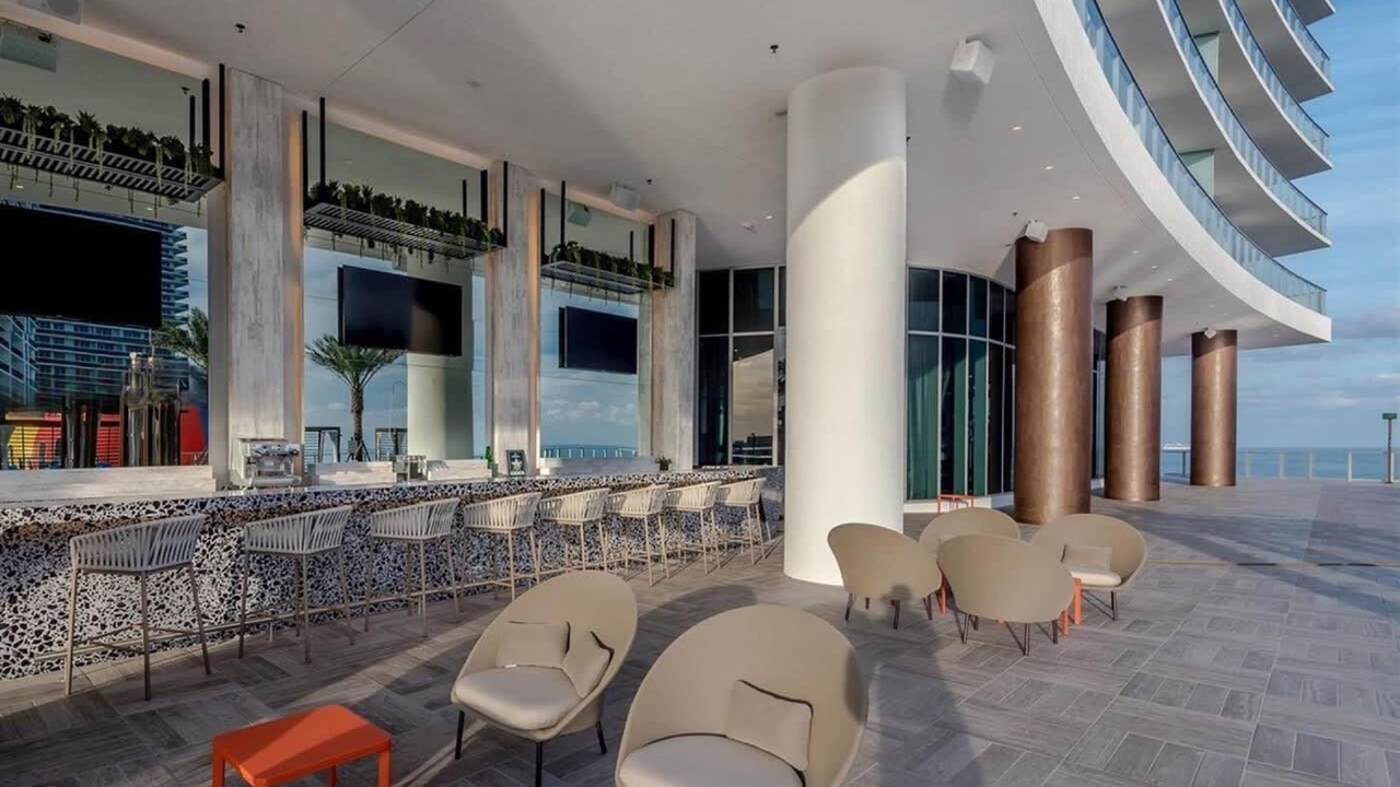 Photo of Outdoor in Hollywood South Central Beach
