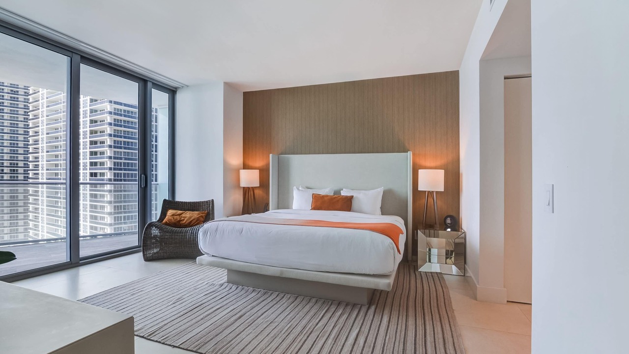 Photo of Bedroom in Hollywood South Central Beach