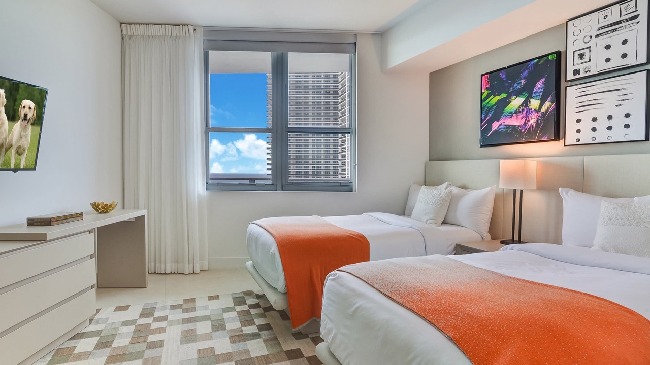 Photo of Bedroom in Hollywood South Central Beach