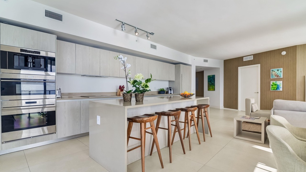 Photo of Kitchen in Hollywood South Central Beach