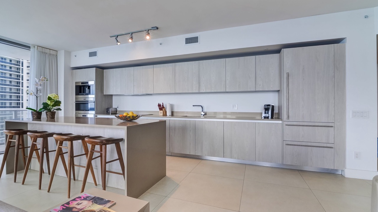 Photo of Kitchen in Hollywood South Central Beach