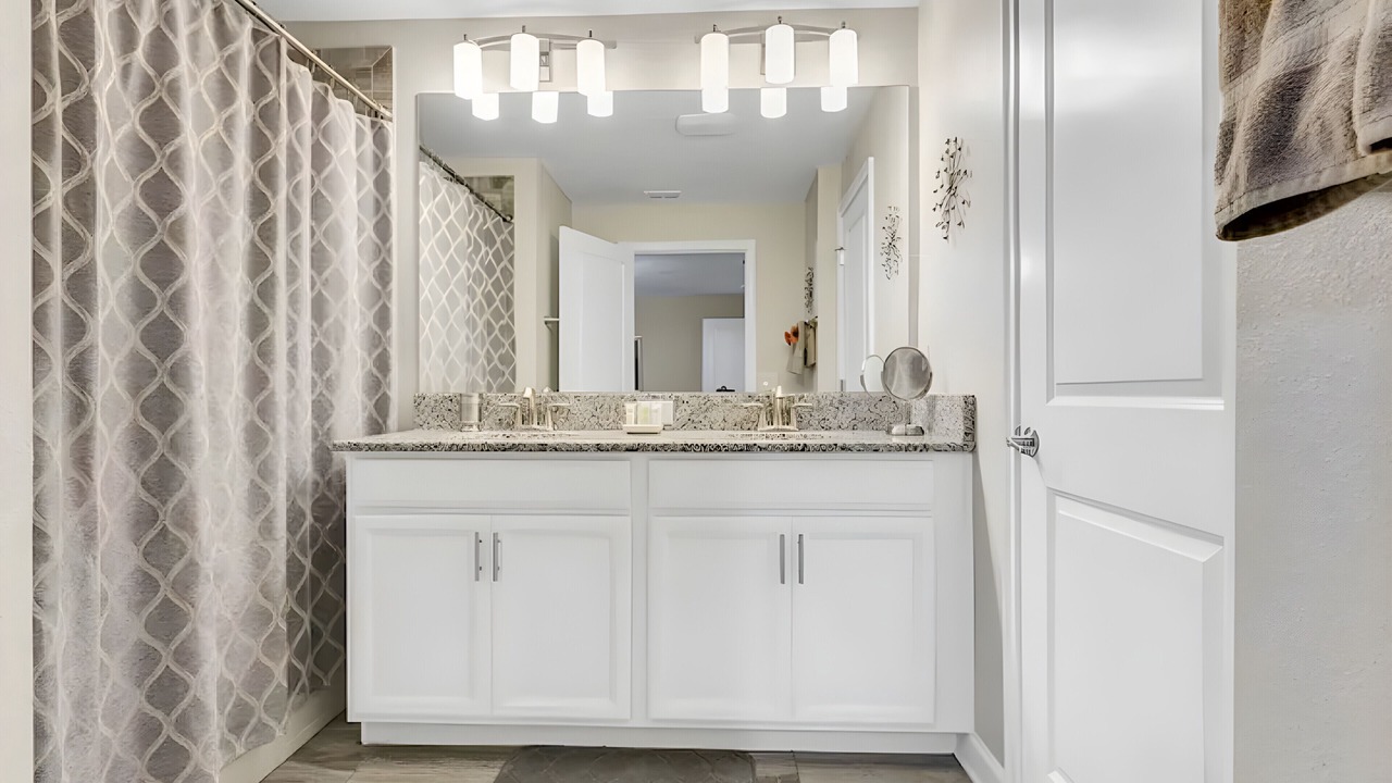Photo of Bathroom in Kissimmee