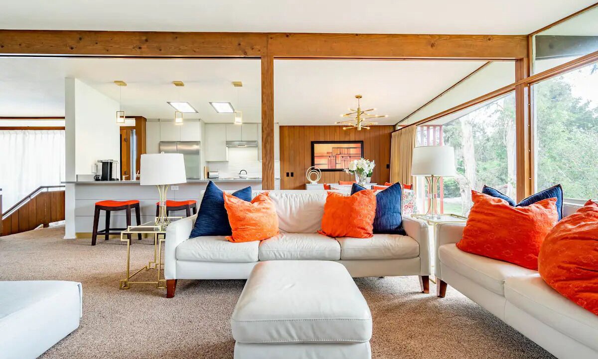 Photo of Livingroom in Riverview Estates