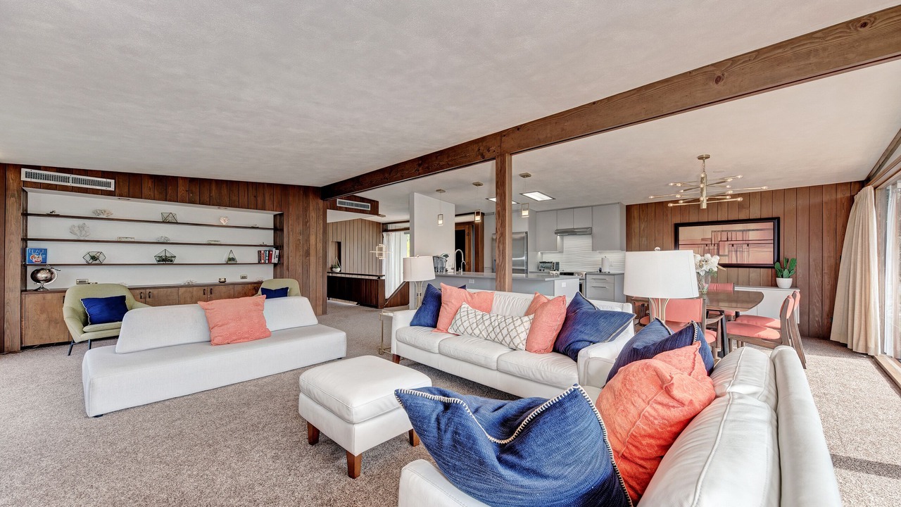 Photo of Livingroom in Riverview Estates