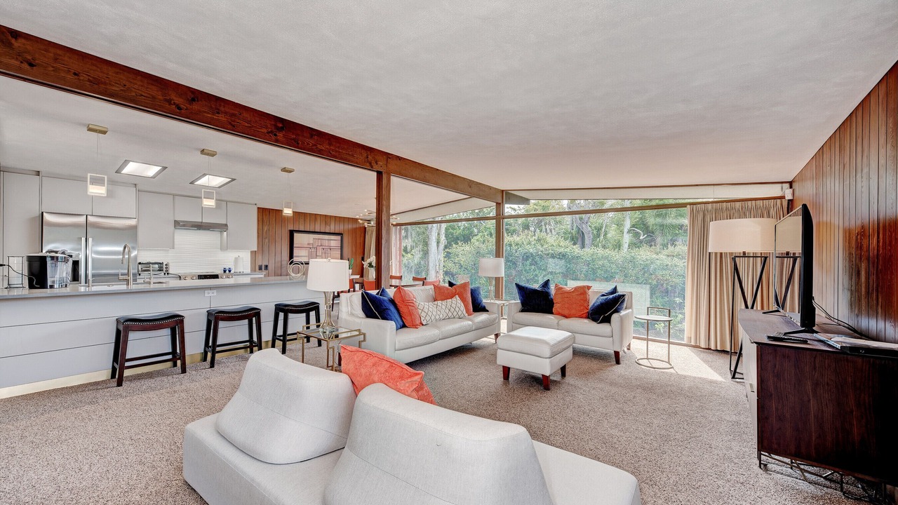 Photo of Livingroom in Riverview Estates