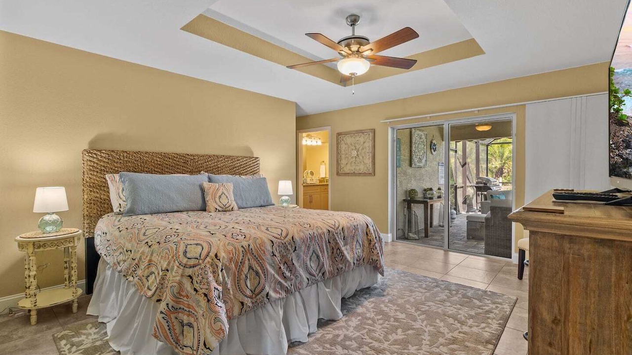 Photo of Bedroom in Englewood East