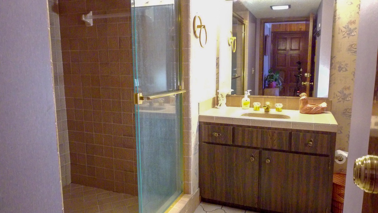 Photo of Bathroom in Astor