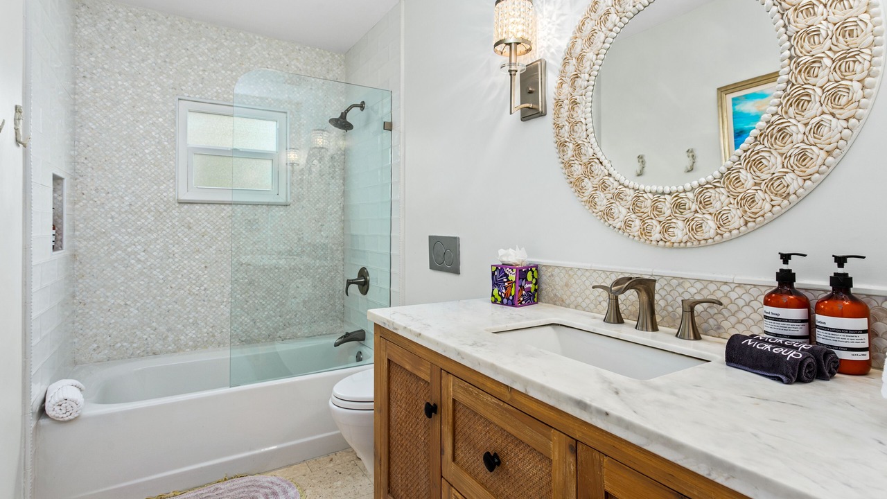 Photo of Bathroom in Sunset Beach
