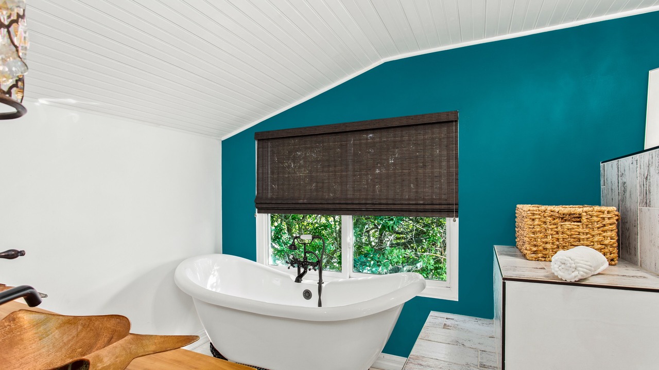 Photo of Bathroom in Sunset Beach