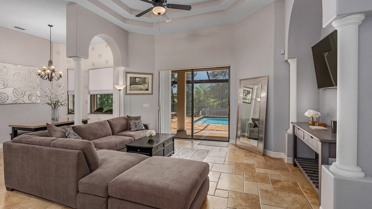 Photo of Livingroom in Trafalgar
