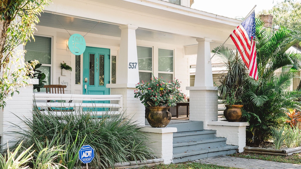 Photo of Outdoor in Historic Uptown