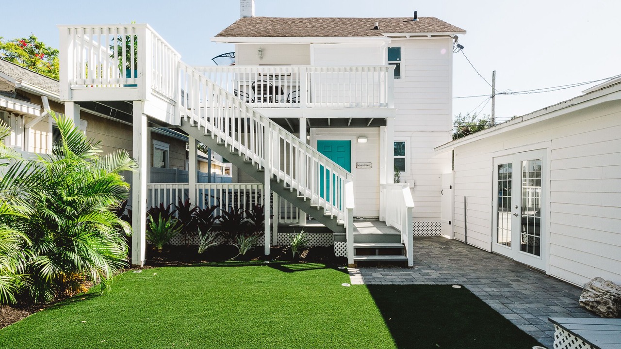 Photo of Outdoor in Historic Uptown