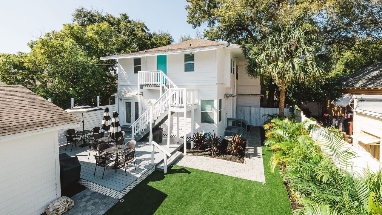 Photo of Patio Balcony in Historic Uptown