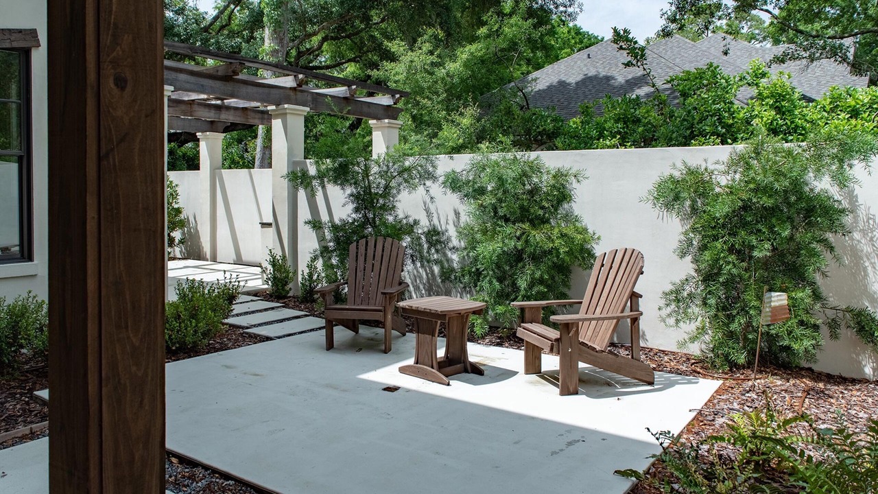 Photo of Patio Balcony in American Beach