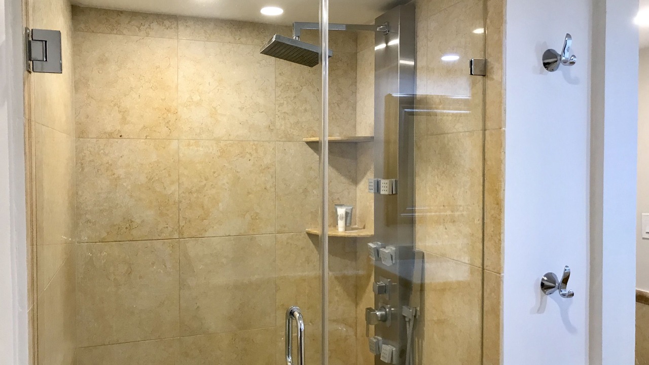 Photo of Bathroom in Downtown Miami
