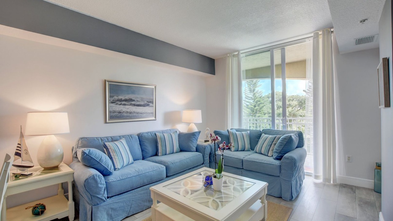 Photo of Livingroom in Boynton Beach