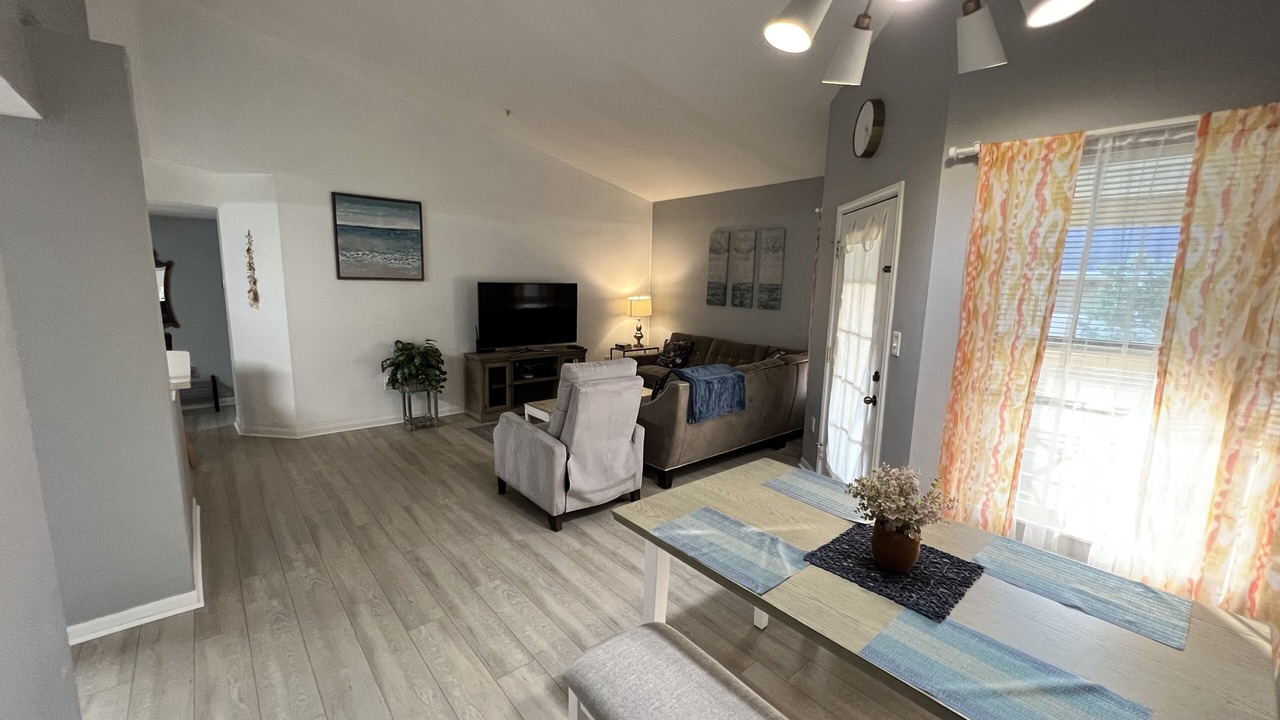 Photo of Livingroom in Clearwater