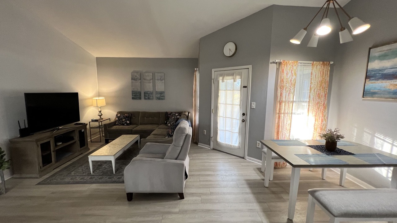 Photo of Livingroom in Clearwater