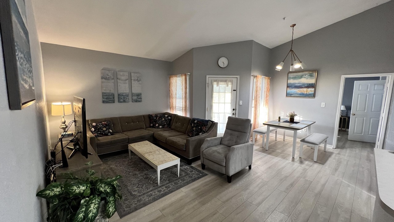 Photo of Livingroom in Clearwater