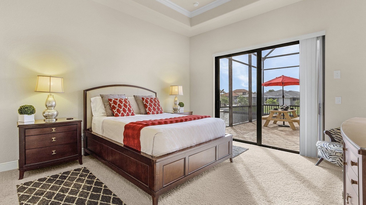 Photo of Bedroom in Yacht Club