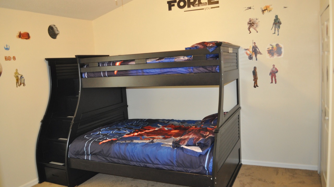 Photo of Bedroom in Windsor Palms