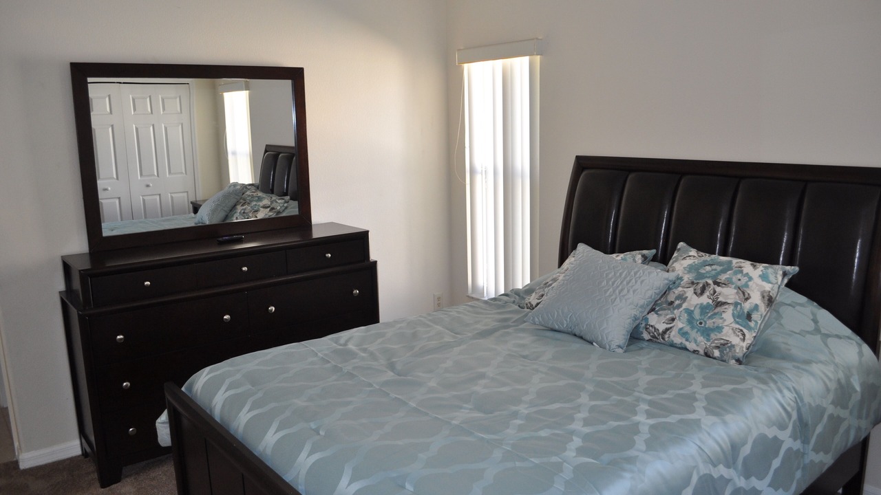 Photo of Bedroom in Windsor Palms