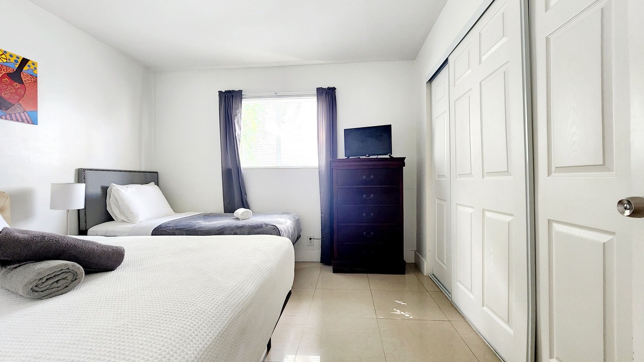 Photo of Bedroom in Riverside Park