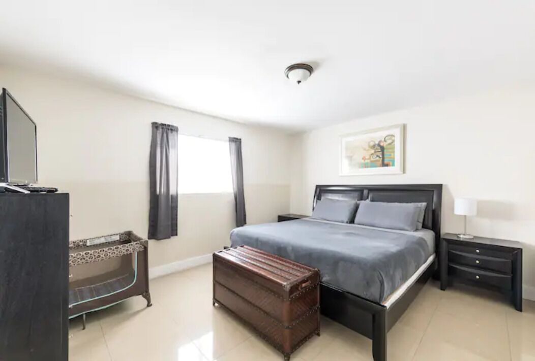 Photo of Bedroom in Riverside Park