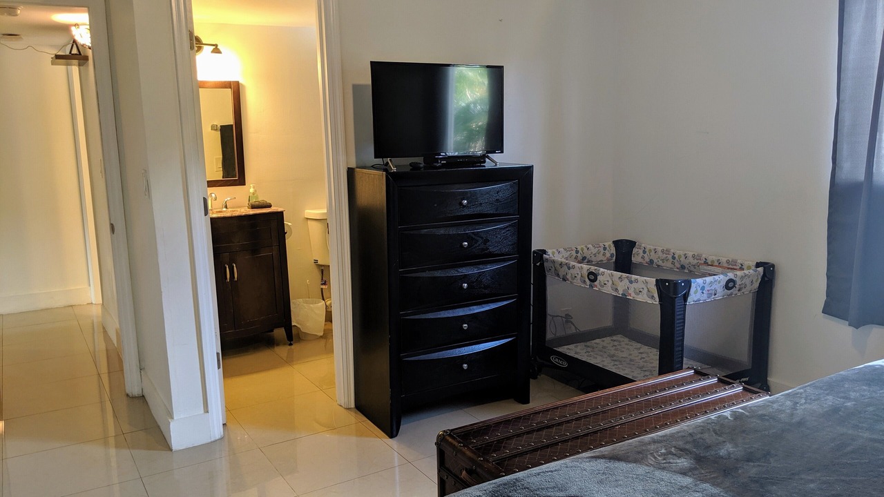 Photo of Bedroom in Riverside Park