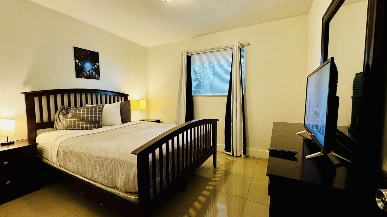 Photo of Bedroom in Riverside Park
