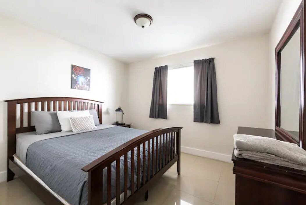 Photo of Bedroom in Riverside Park