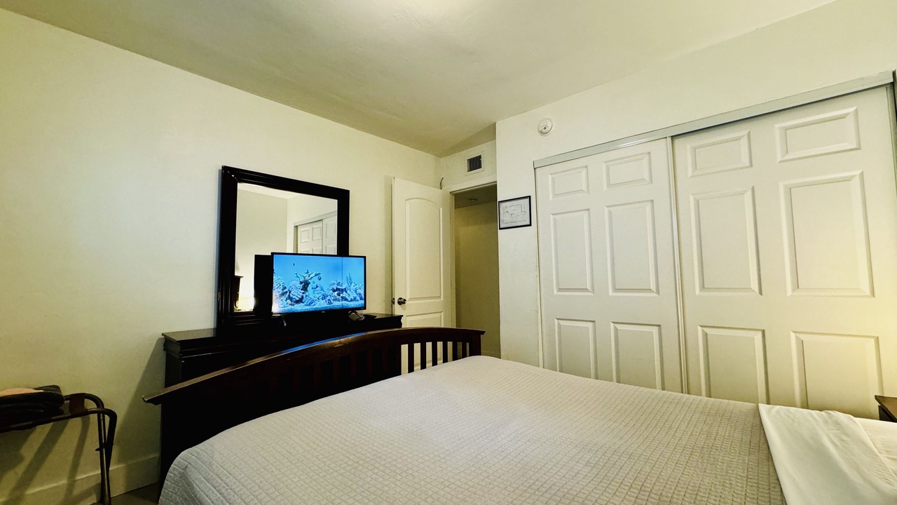Photo of Bedroom in Riverside Park
