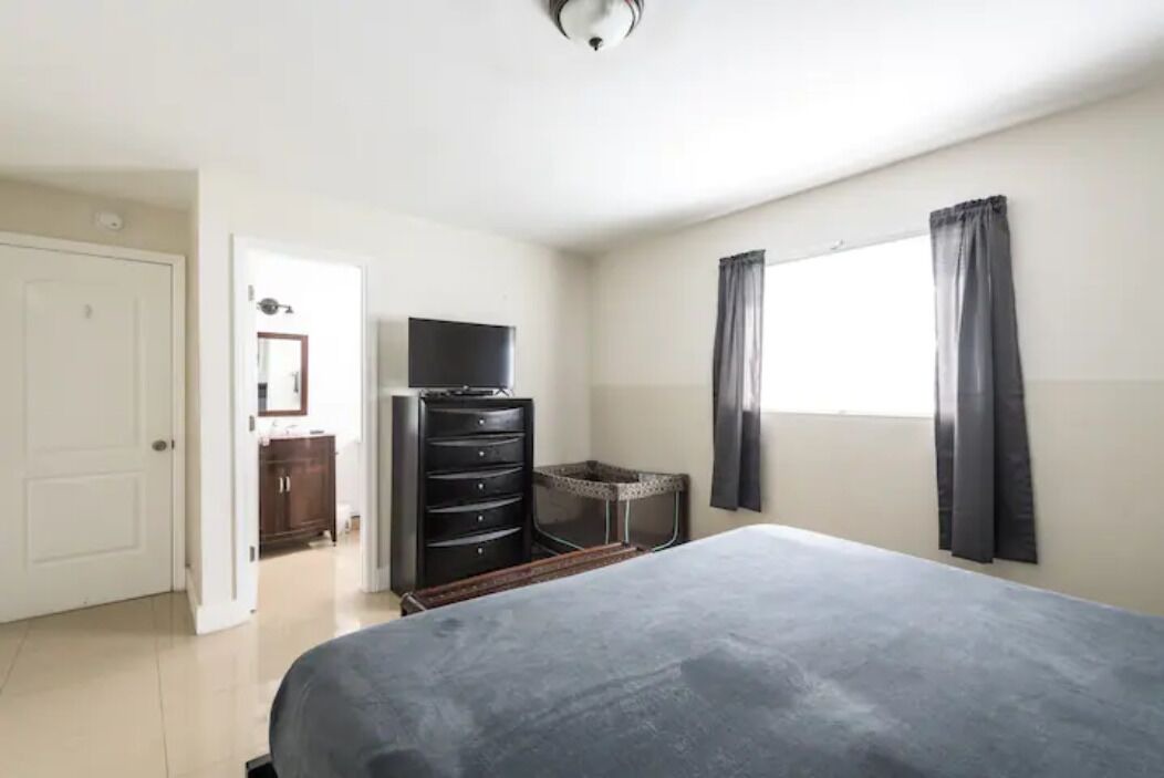 Photo of Bedroom in Riverside Park