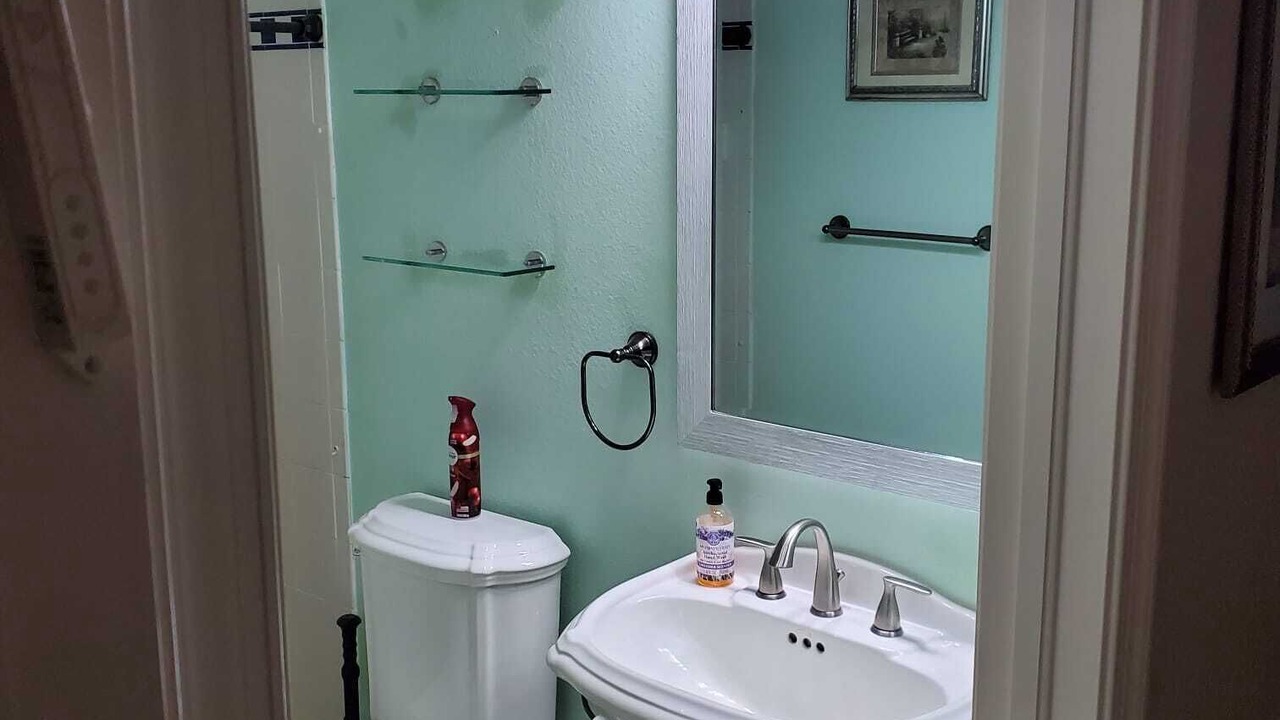 Photo of Bathroom in Jog Road