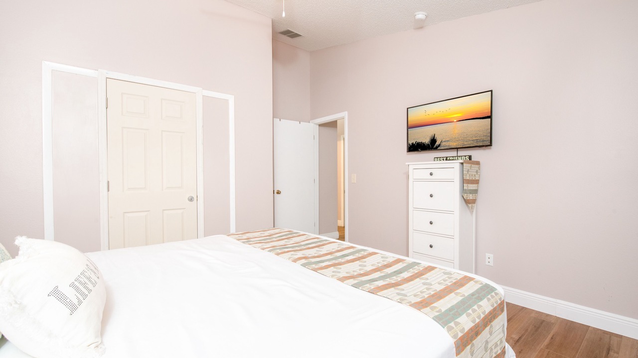 Photo of Bedroom in Davenport