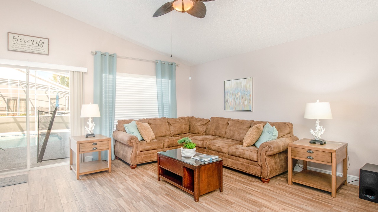 Photo of Livingroom in Davenport