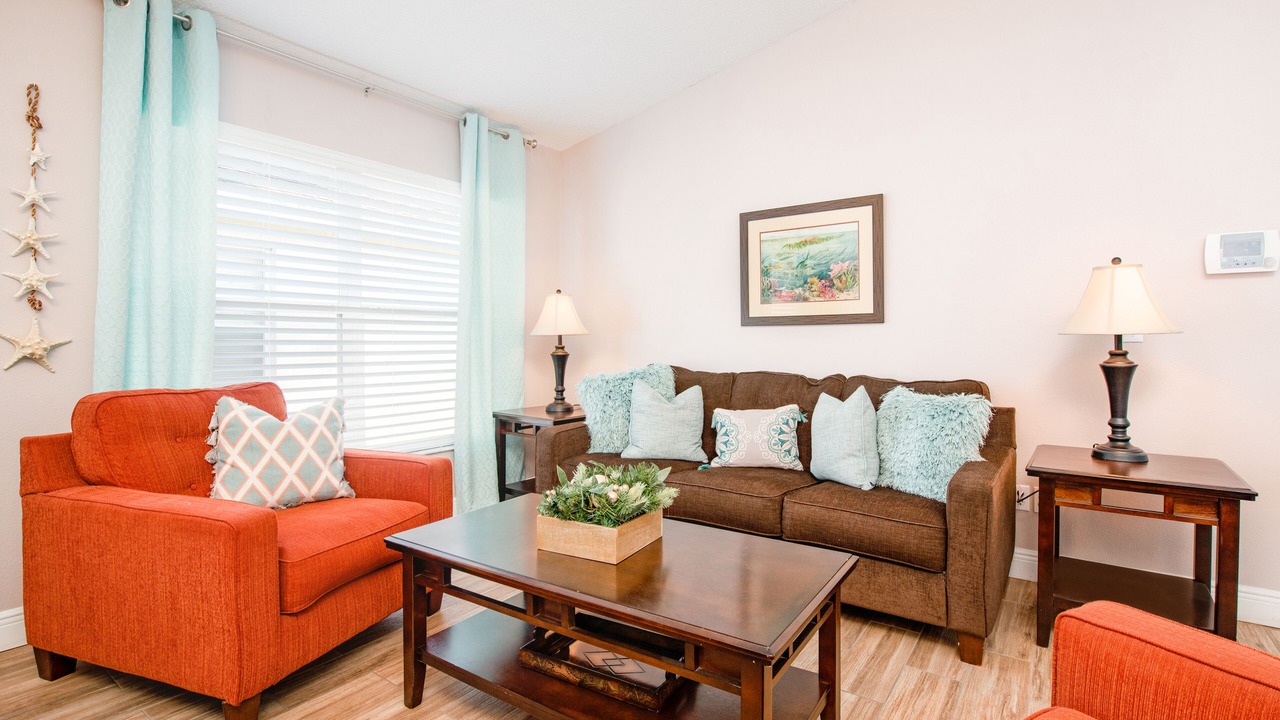 Photo of Livingroom in Davenport