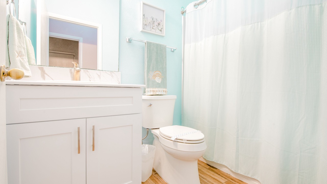 Photo of Bathroom in Davenport