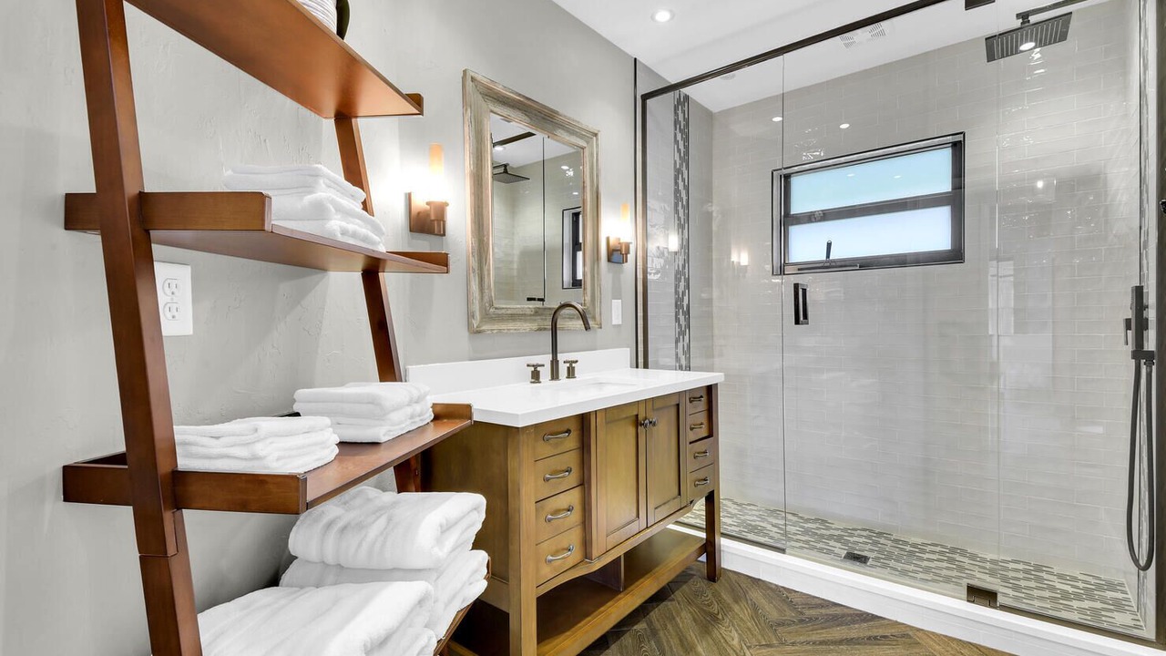 Photo of Bathroom in Lely Golf Estates