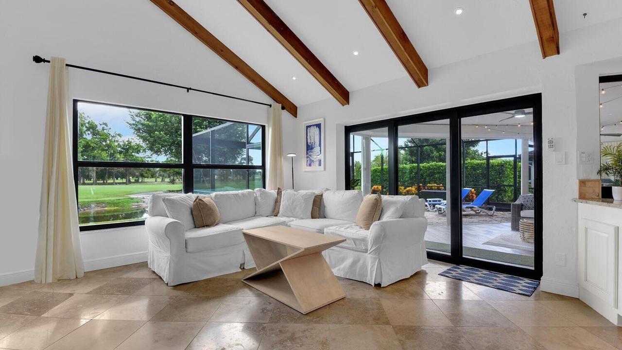 Photo of Livingroom in Lely Golf Estates