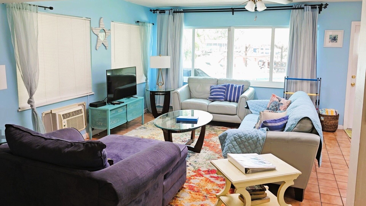 Photo of Livingroom in East Fort Lauderdale
